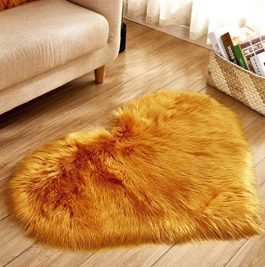 Plush Round Rug, Faux Australian Wool, Solid Heart Shape